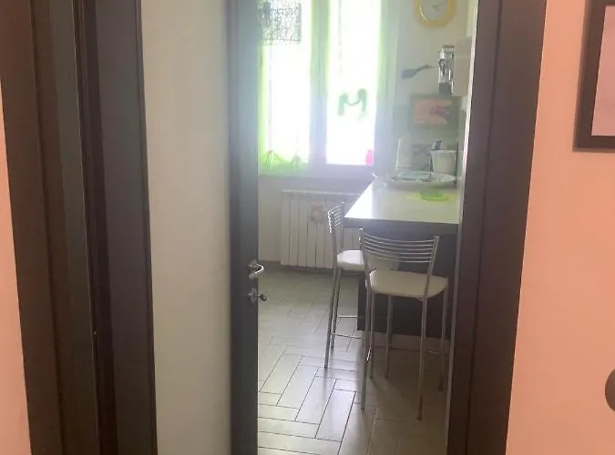 Santa Giovanna Albisola 公寓 *